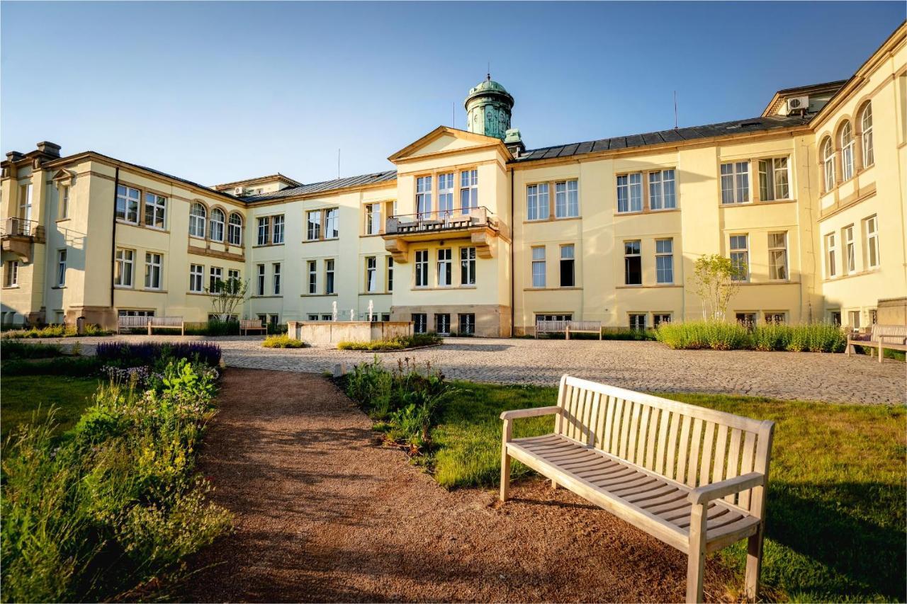 Hotel Zamecek Poděbrady Екстериор снимка