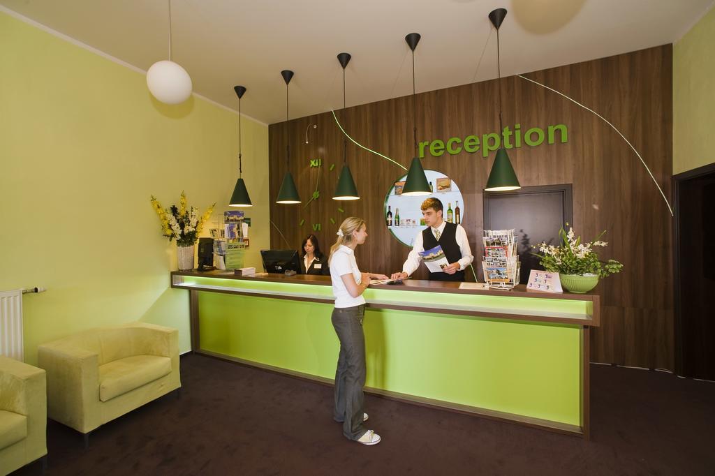 Hotel Zamecek Poděbrady Екстериор снимка