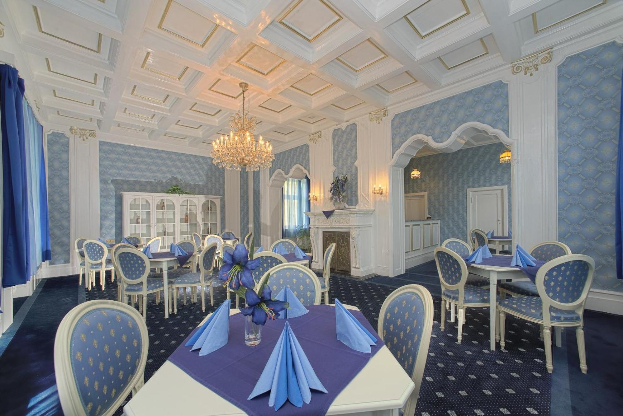 Hotel Zamecek Poděbrady Екстериор снимка